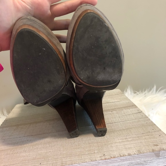 EUC Aldo Fur Boot heels - Picture 5 of 6